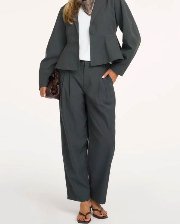 PANTALON EVIE BARREL GRIS FONCÉ CHINÉ ~ MY ESSENTIAL WARDROBE