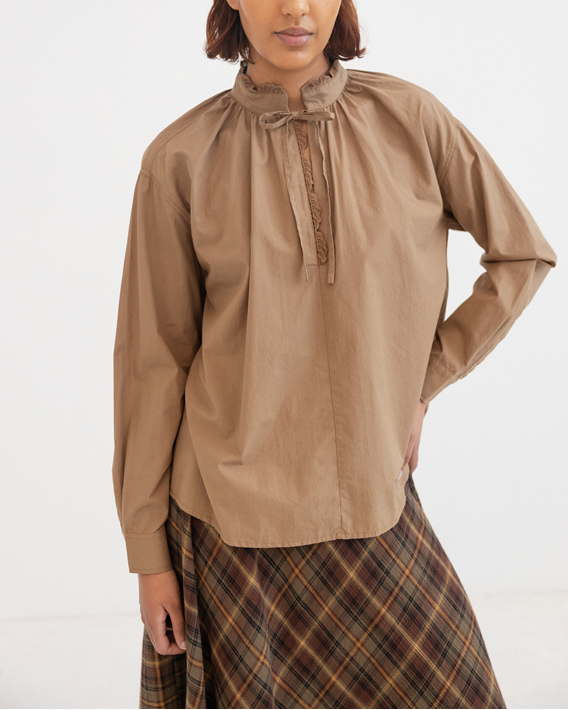 BLOUSE HRIMA  CAMEL ~ PROJECT AJ117