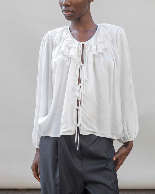 BLOUSE RIVER CHALK ~ PROJECT AJ117