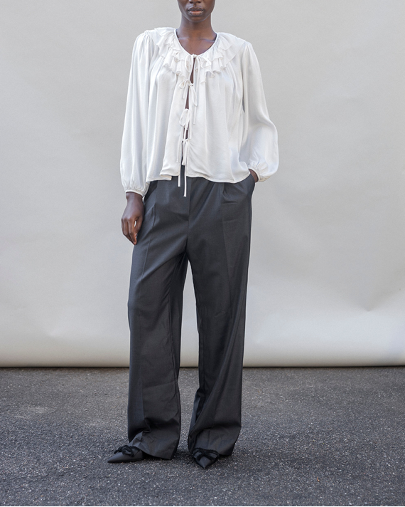 BLOUSE RIVER CHALK ~ PROJECT AJ117