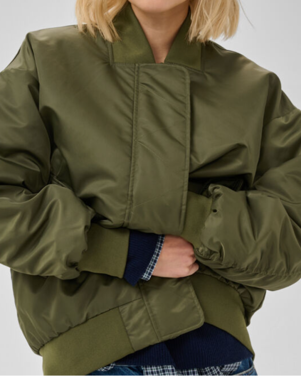 BOMBER HELGA OLIVE NIGHT ~ MY ESSENTIAL WARDROBE