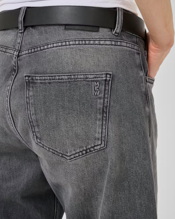 JEAN BALOO ~ MY ESSENTIAL WARDROBE