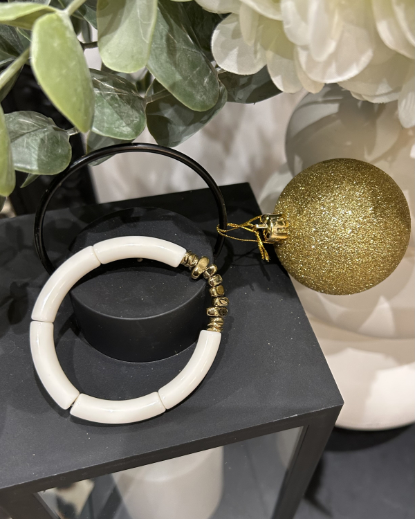 MOYEN BRACELET BLANC ~ ROSALIE ST MARGUERITE