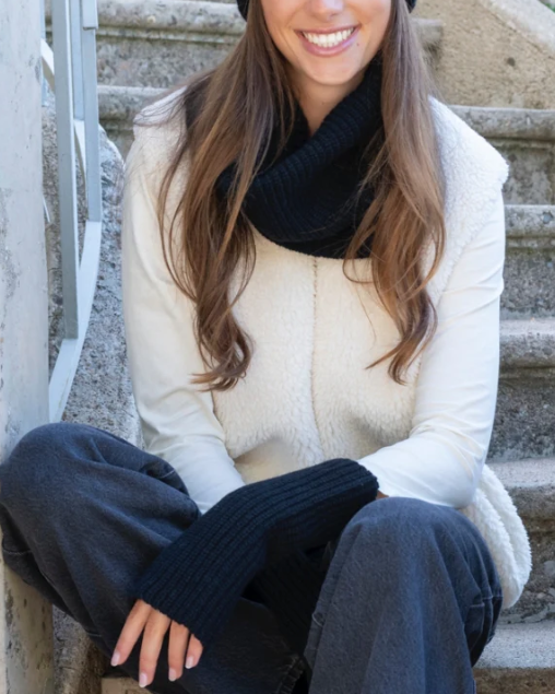 COL HOLY NOIR ~ SUNY