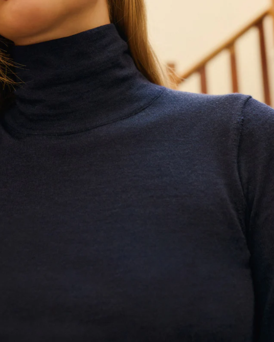 PULL MANIA NAVY ~ PETITE MENDIGOTE