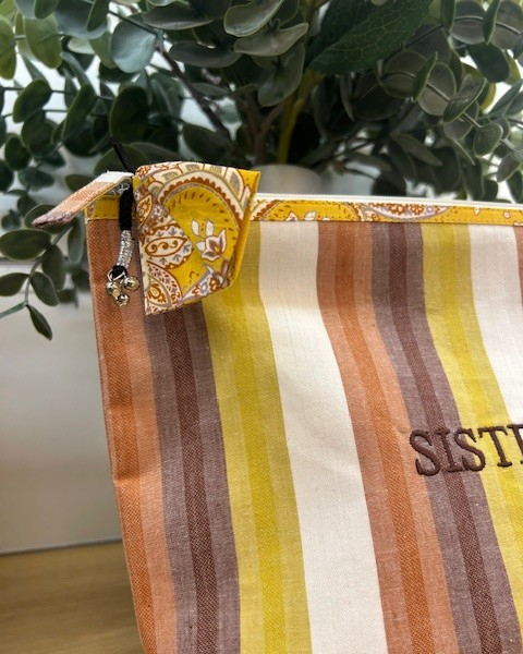 POCHETTE EVA XL ~ PETITE MENDIGOTE