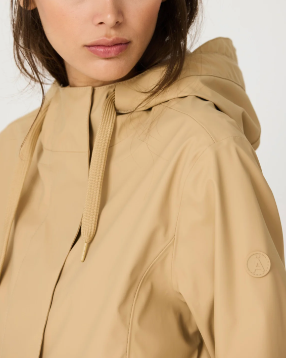 NAIAD TRAVERTINE ~ TANTA RAIN