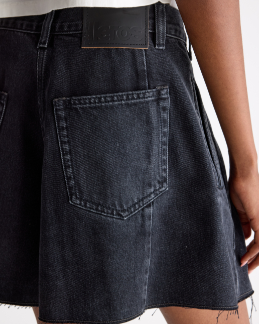 SHORT PRESLEY USED BLACK ~ BELLEROSE