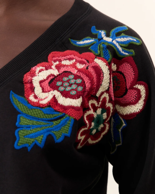SWEAT SHAVI FLOWERS ~ LEON & HARPER