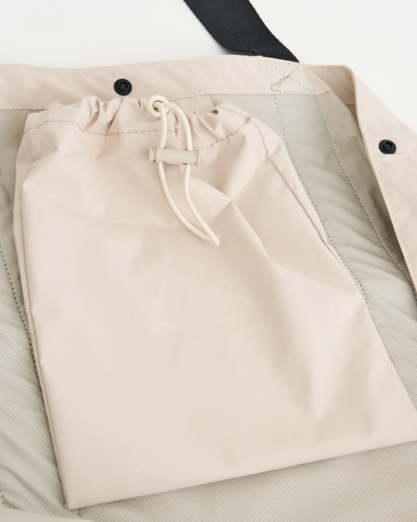 SAC MANAN WHITE/GREY ~ TANTA RAIN