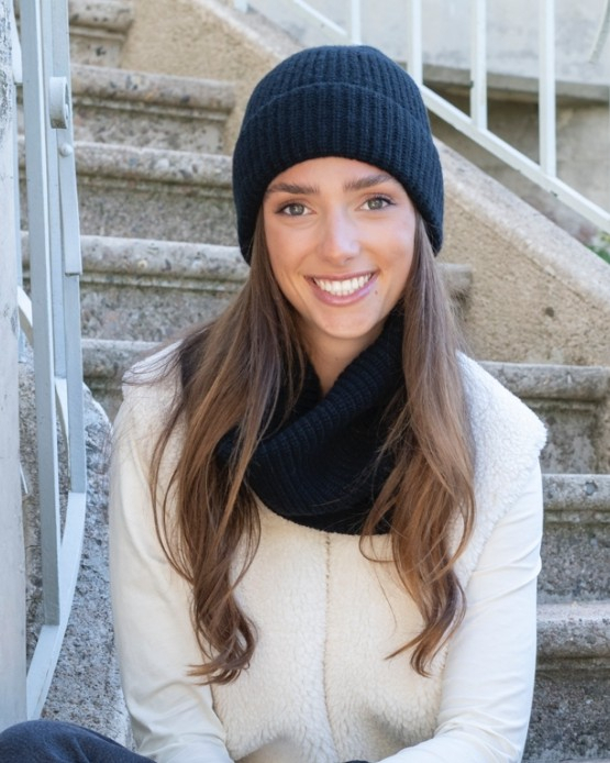 BONNET HARPER NOIR ~ SUNY