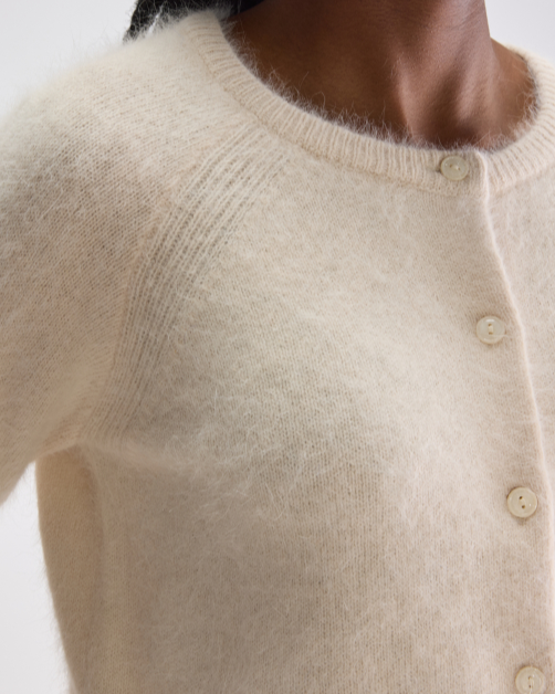 PULL DATAIR PARCHEMIN ~ BELLEROSE